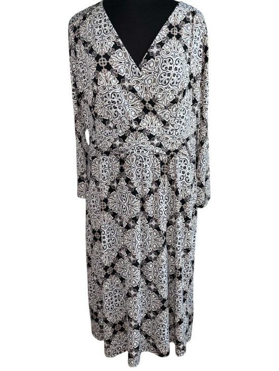 Jaclyn Smith Dresses & Skirts - NWT Jaclyn Smith Long Sleeve V-Neck Printed Dress, P2P:22-25”, L:43” RT $35